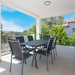 Modern Lejlighed